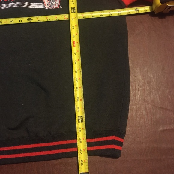 90s Logo 7 WI Badgers Football Crewneck Sweatshirt - Picture 7 of 7